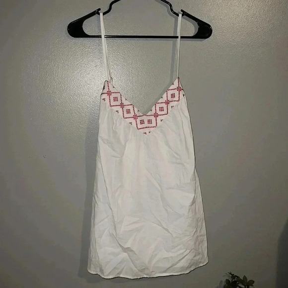 Ava & Viv Women's Plus Size Woven Swing V-Neck Top - Picture 3 of 8